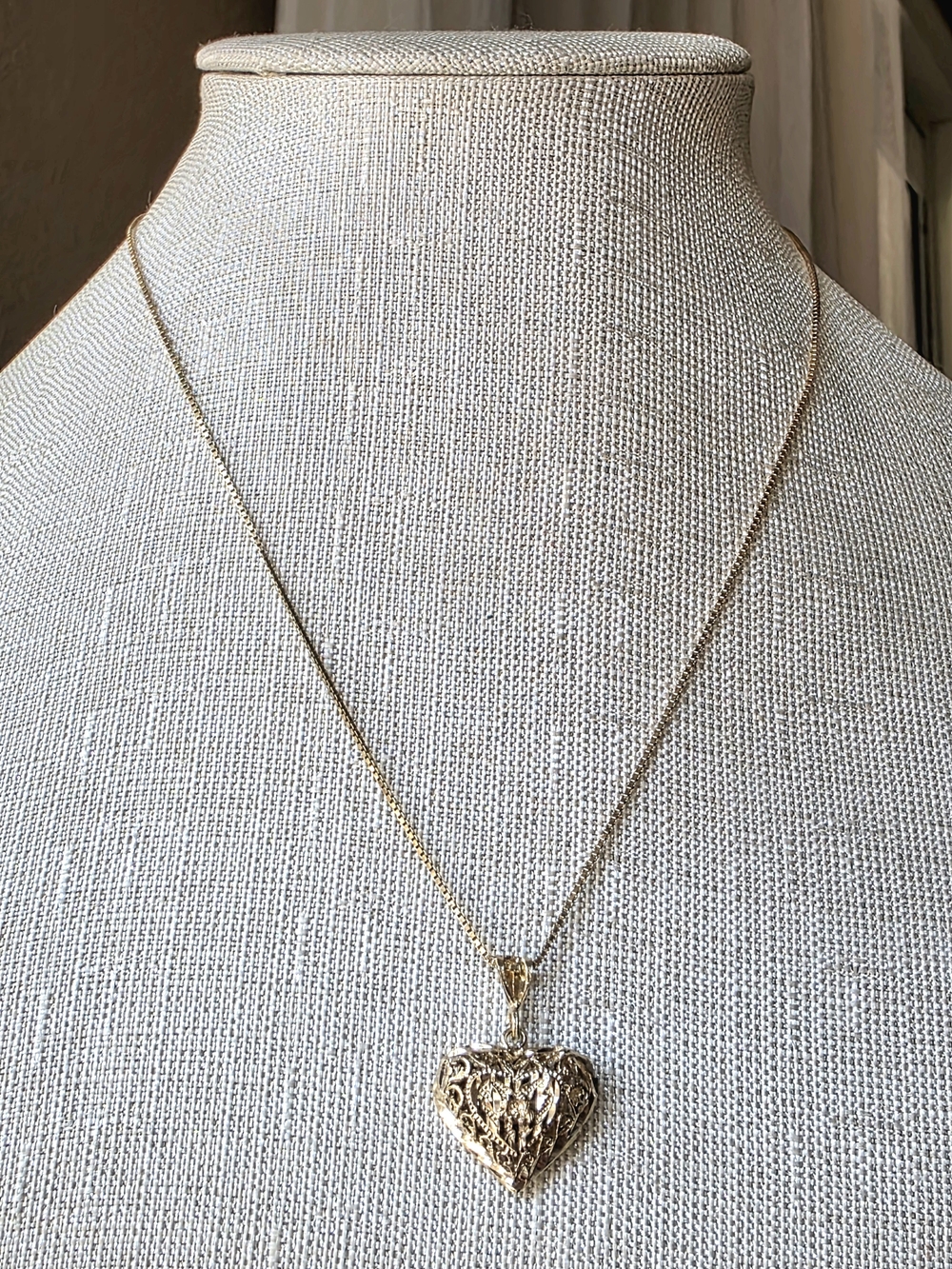 Vintage 925 Gold Vermeil Puffy Heart Filigree Pendant Necklace